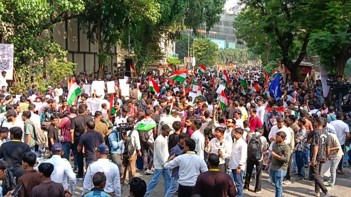 Thousands gather at Mumbai Shivaji Park demanding CEC Gyanesh Kumar resignation